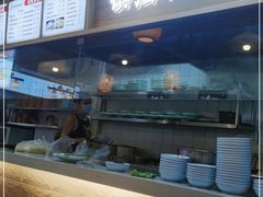-阿依娘镇店豌杂面(三峡广场店)