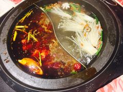 -唇辣号重庆老火锅(燕郊鑫乐汇店)