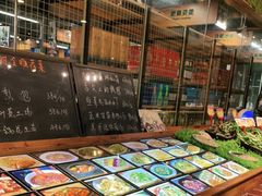 -宝燕海货工场(长江国际店)