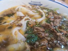 -顺溜·手工刀削面·黑金店(铜锣湾店)