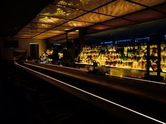 -SU lounge the lake view湖景酒廊