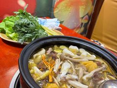 -菌之家·专业纯野生菌火锅·特色炒菌