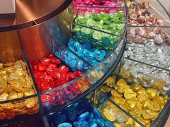 -Laderach 莱德拉(上海环贸iapm店)