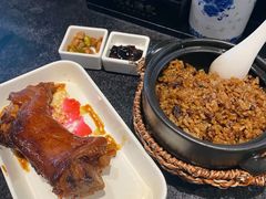 梅干菜酱肉焖饭-平江桃花源记(新光天地店)