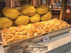 -川骄海鲜自助(王府井奥莱UP TOWN店原世界之花店)
