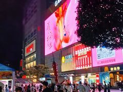 -观音桥步行街
