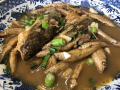 -峡谷农家乐饭店