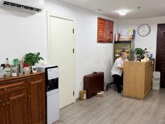 -龙脊堂龙氏推拿 整脊(陆家浜店)