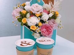-Tiffany & Co.蒂芙尼
(杭州大厦店)