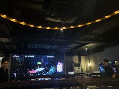 -麦凯伦烧烤·精酿超级工厂店(金桥总店)