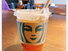 -星巴克臻选(上海长风大悦城店)