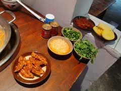 -四小区火锅·巷子里的重庆火锅(花照壁店)