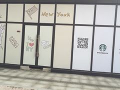 -王府井奥莱临潼小镇(临潼店)
