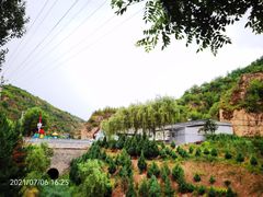 -梁家河村红色旅游区