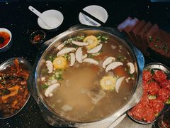 -牛一煲美食(江高店)