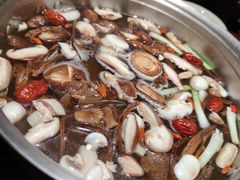 菌菇锅底-牛焱·贵州黄牛肉火锅(城西银泰店)