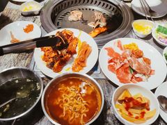 -33韩式自助烧烤(环城南路店)