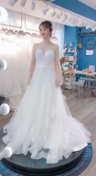 -莫小姐婚纱