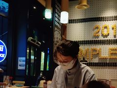 -菲滋BOX(定海凯虹店)