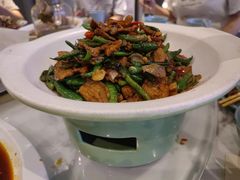 -老周家酱卤猪蹄私房菜(克拉玛依西街店)