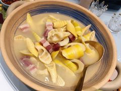 腌笃鲜-甜阿姨·天台花园私房菜(万松园店)