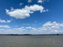 -人民防洪胜利纪念塔