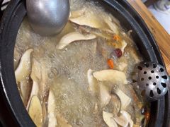 -菌之家·专业纯野生菌火锅·特色炒菌