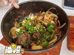 啫啫牛雜煲-小粤楼(万辉广场店)