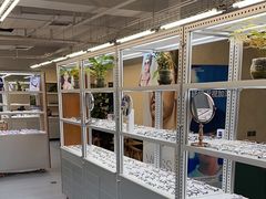 -无奔眼镜·蔡司·依视路授权店(马家堡店)