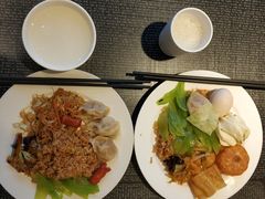 -天豪花香村酒店(贵阳花果园文创园店)