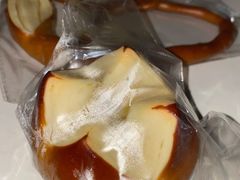 芝士碱水球-稻田秋日式面包