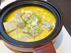 -阿瓦山寨·湘菜现炒·剁椒鱼头王(咸阳总店)