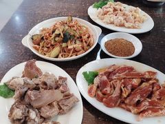 -韩风烤牛肉冷面店