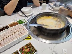 -顺德公猪肚鸡(佳兆业店)