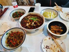 -湖南码头·地道岳阳美食·湘菜(魏公村店)