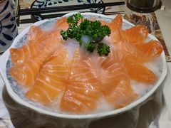 12片法罗三文鱼薄切-羽寿司(东方宝泰店)