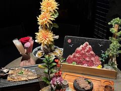 -蟹犇前•帝王蟹雪蟹(陆家嘴店)