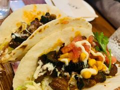 牛肉TACOS和鸡肉TACOS-AFS Cafe & Canteen(闽江二路店)