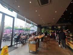 大堂-星巴克(昆明金鹰天地店)