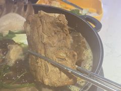 -运气牛自助酱大骨火锅(南京东路店)