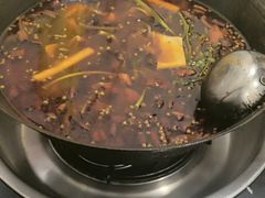 -鸿顺老铁锅美蛙鱼府(解放碑店)