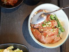 -炼火烤肉店