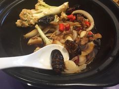 -吴记酱骨炖菜馆(西大直街店)