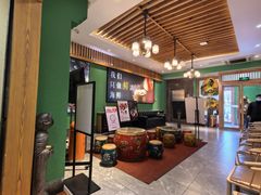 -沸炉重庆老火锅(军事博物馆店)