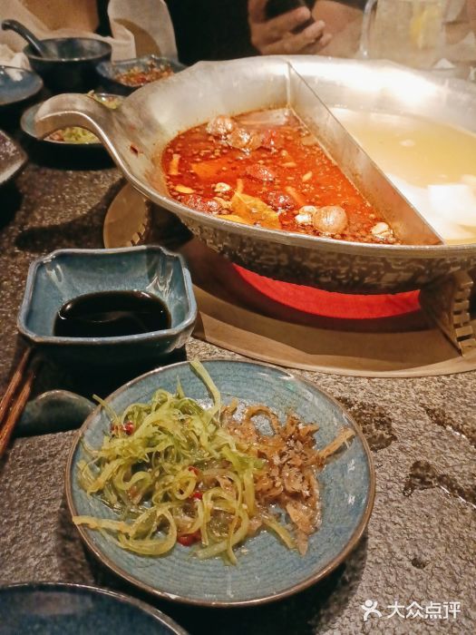 湊湊火锅·茶憩(打浦桥日月光店)图片