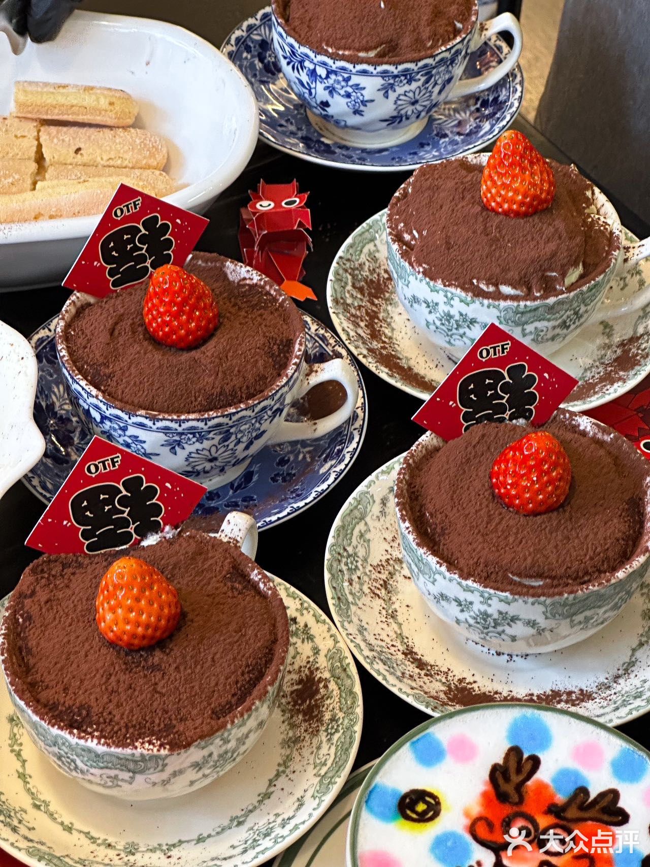 龙湖那家超火的加州餐厅 上新了！福福杯真的超好吃