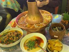 -浩海火燒雲傣家菜(芮欧百货店)