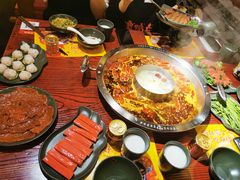 -谭鸭血老火锅(远大购物广场店)