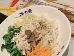 黑松露绣丸子菌鸡丝拌面-陳香貴·兰州牛肉面(上海长风大悦城店)