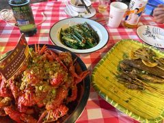 -顶峰夜宴·龙虾烧烤大排档(九江学院店)
